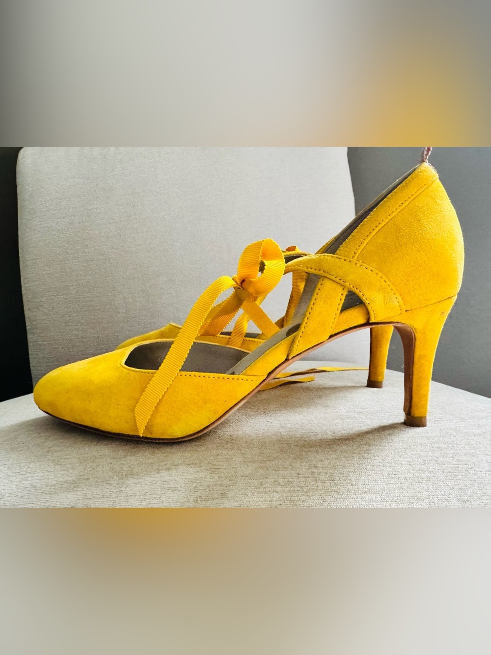 Boden Yellow Suede Ribbon Tie Heels, Polka Dot Insole, Size 38.5 / 8 US
